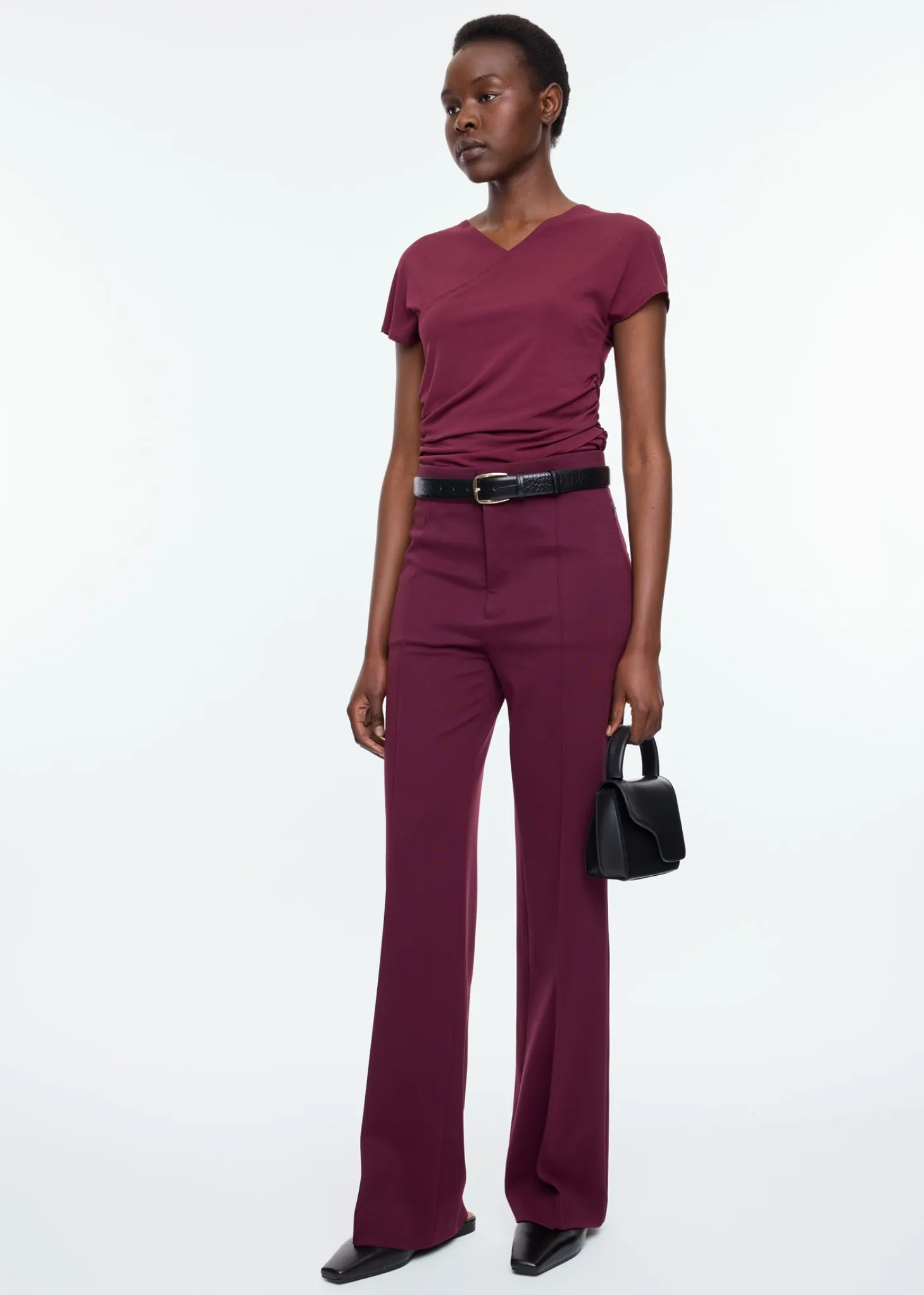 Drape travel top