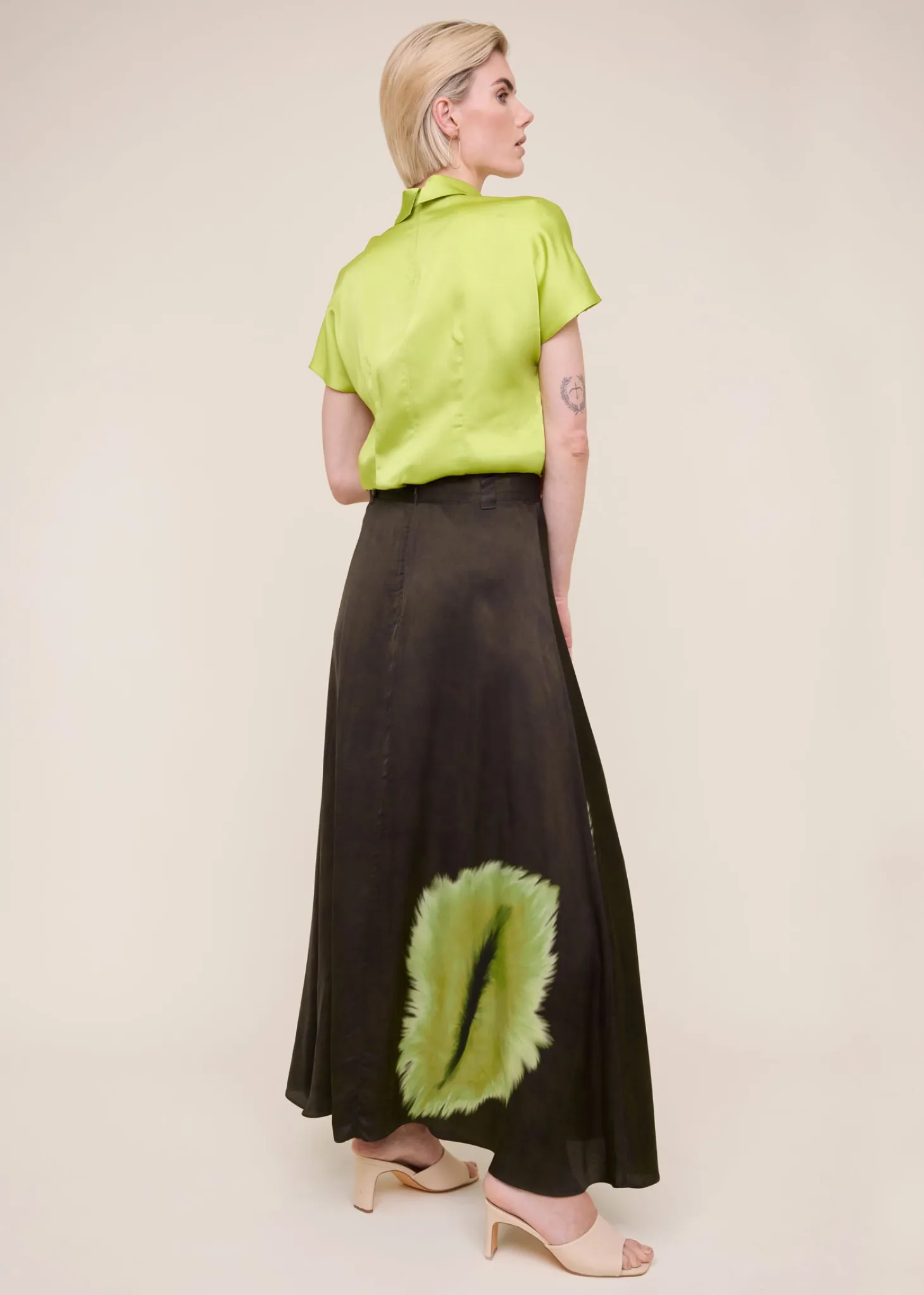 Feather viscose skirt