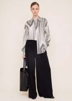 Graphic viscose blouse