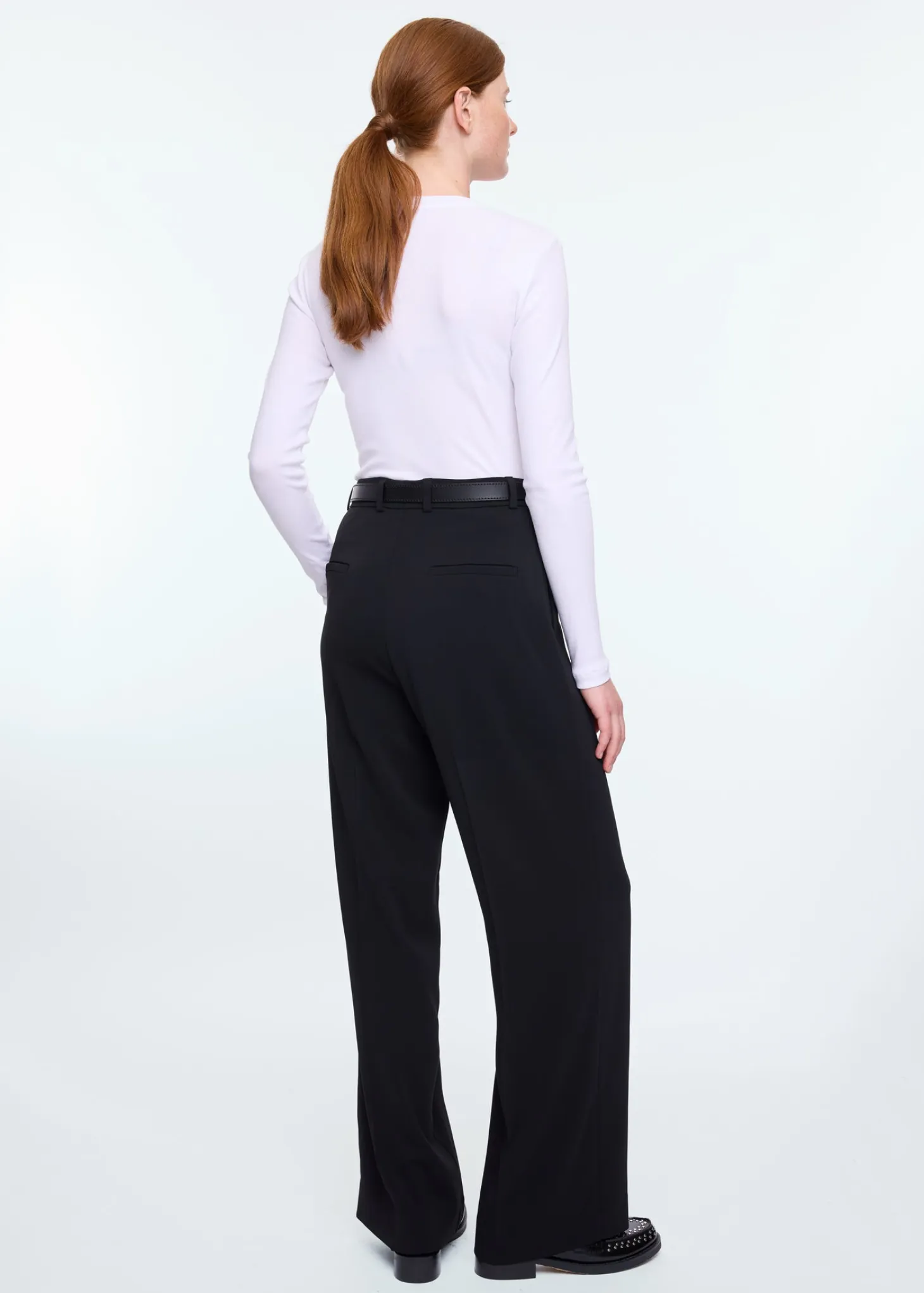 Regular fit crepe pants