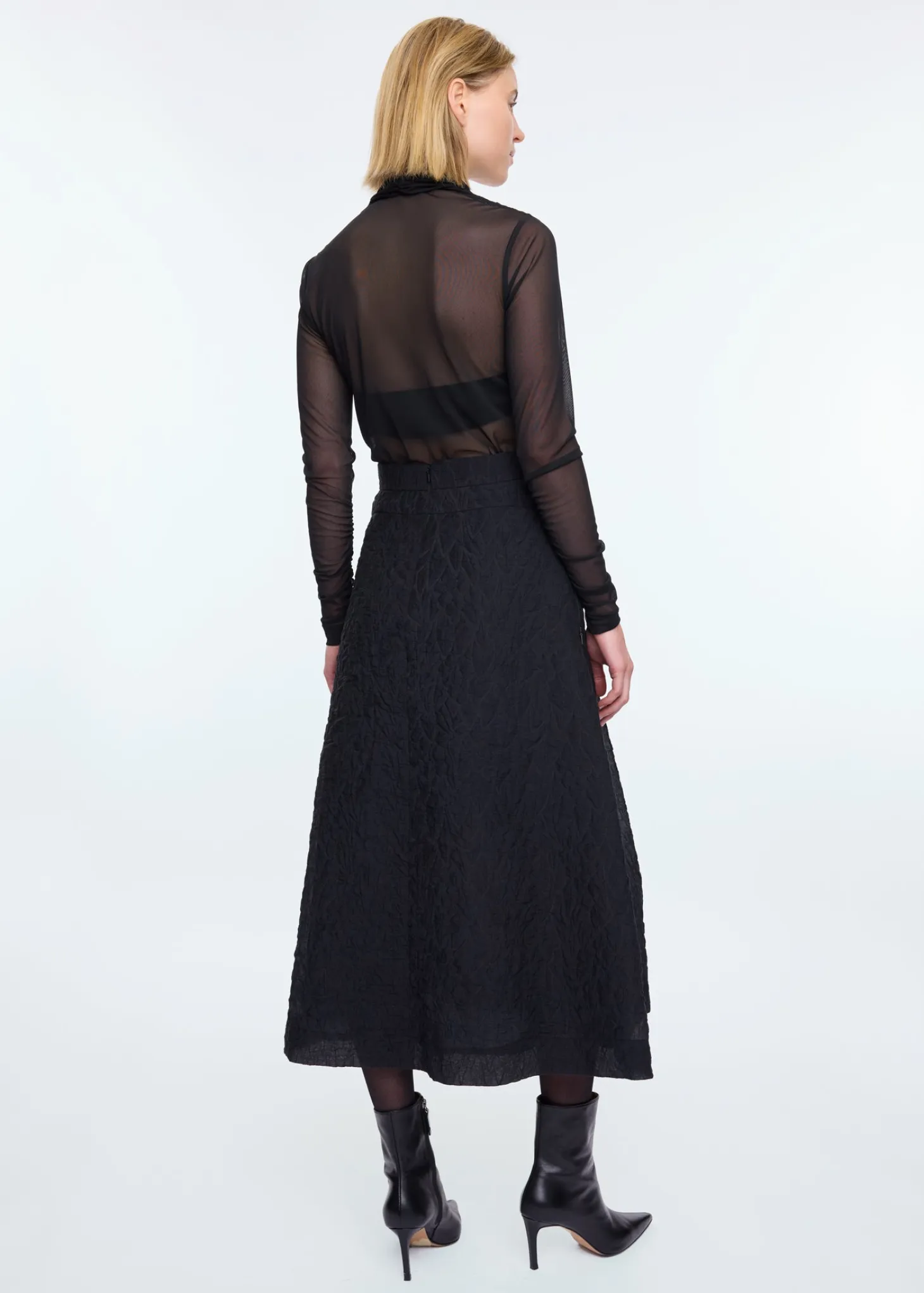 Rippling v neck mesh top
