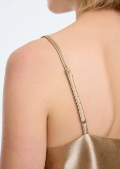 Strap metallic top