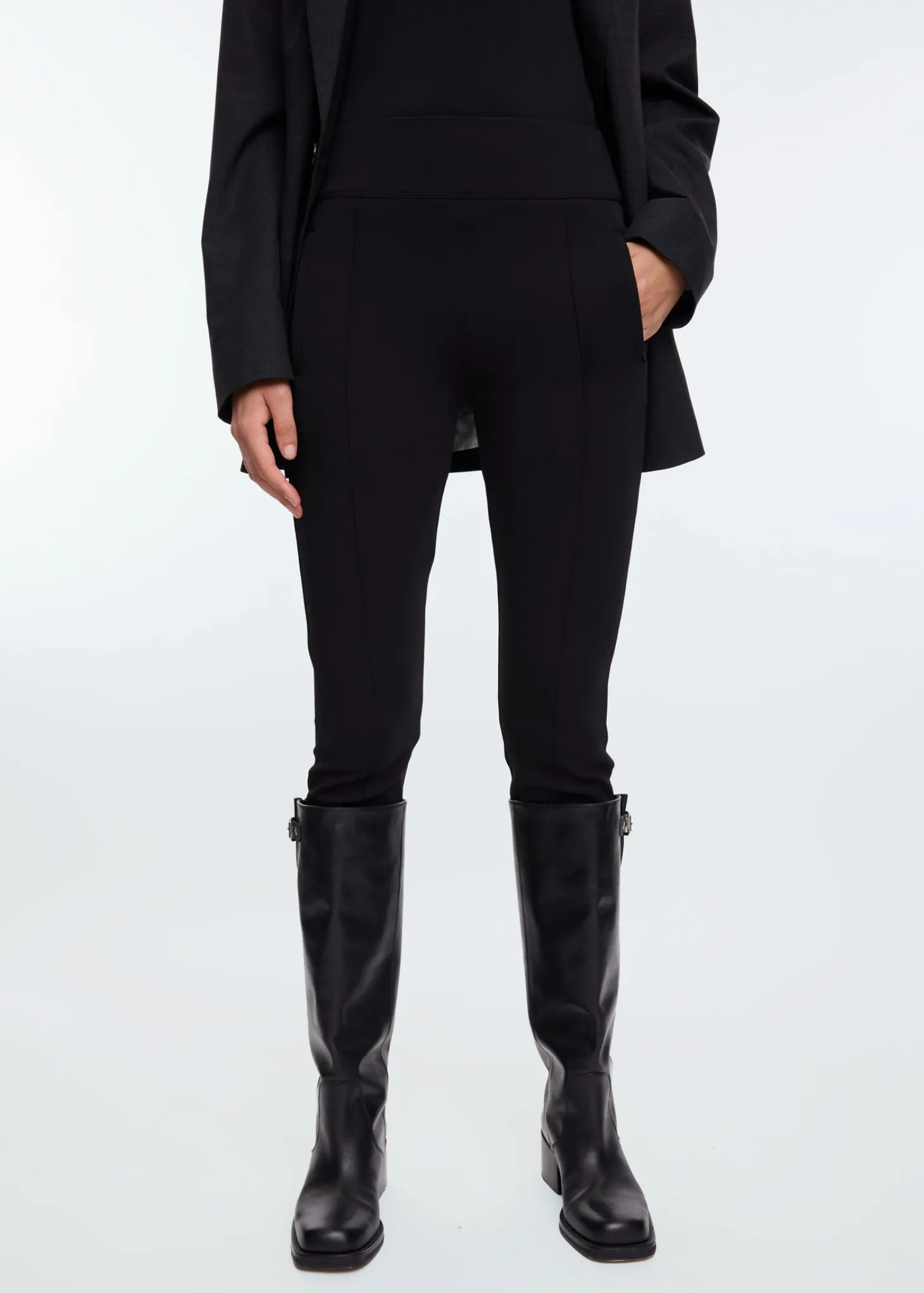 Stretch twill legging