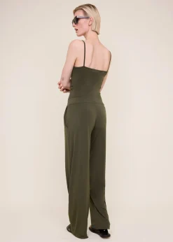 Thin strap travel top