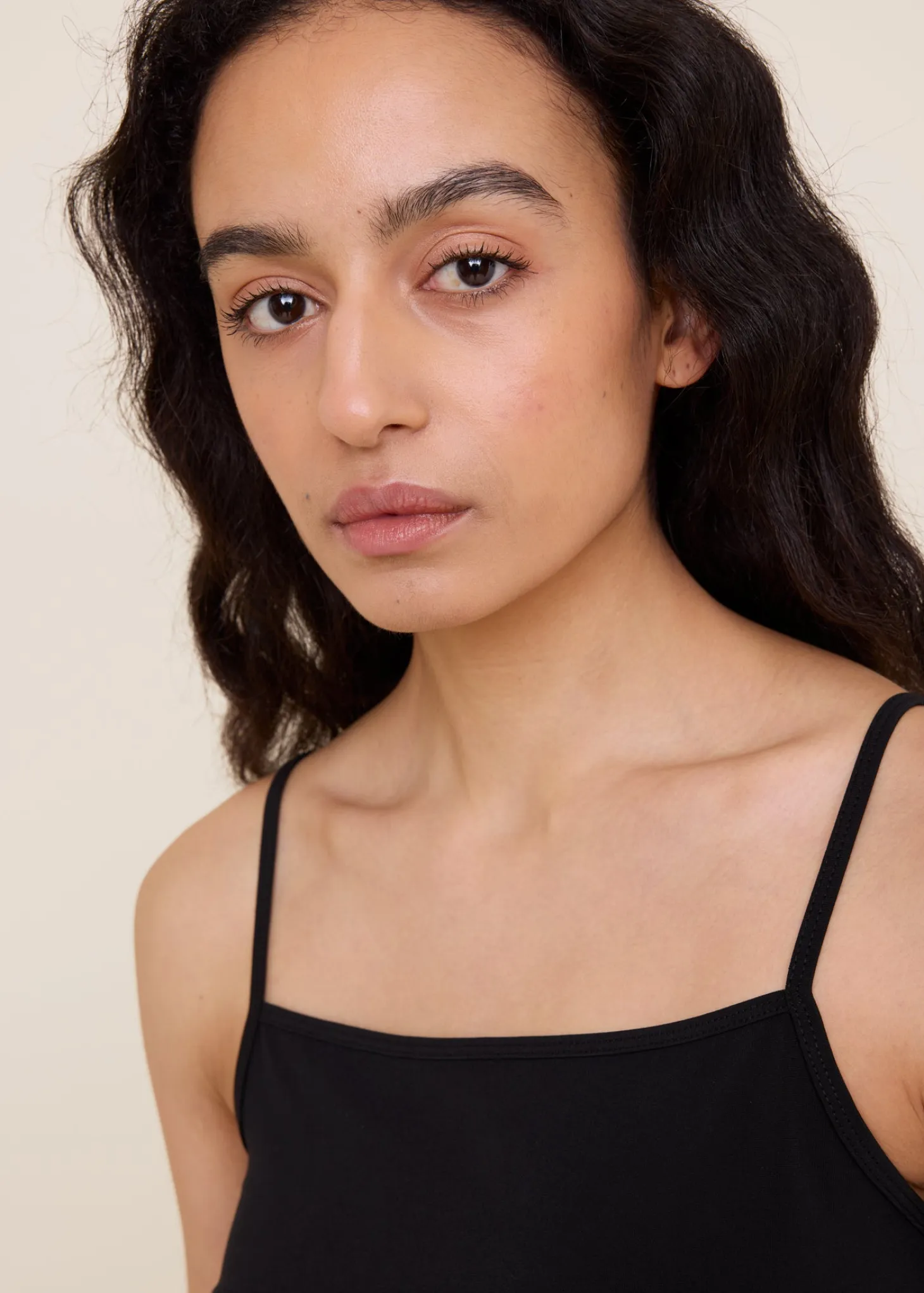 Thin strap travel top