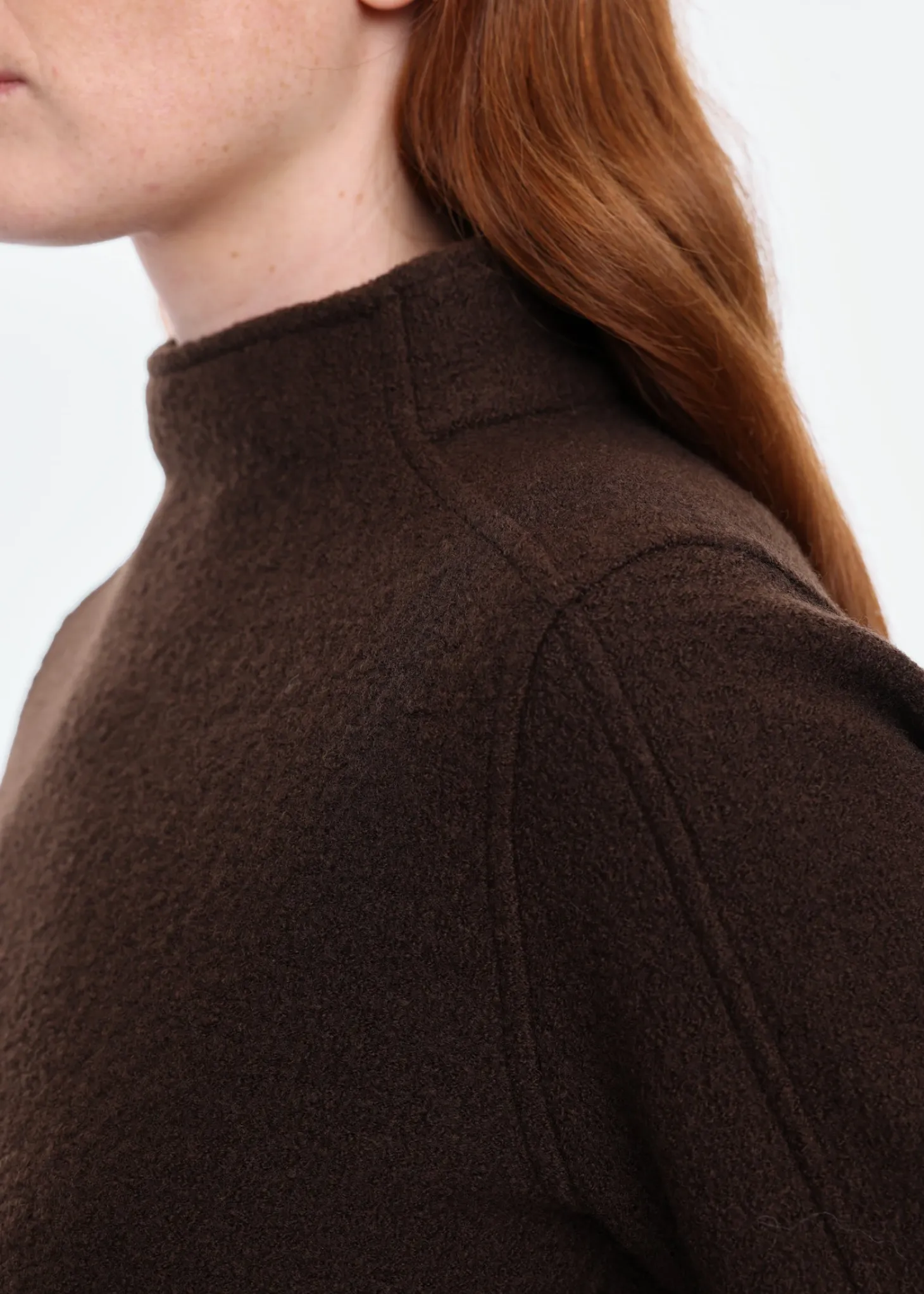 Turtle neck curl wool sweater