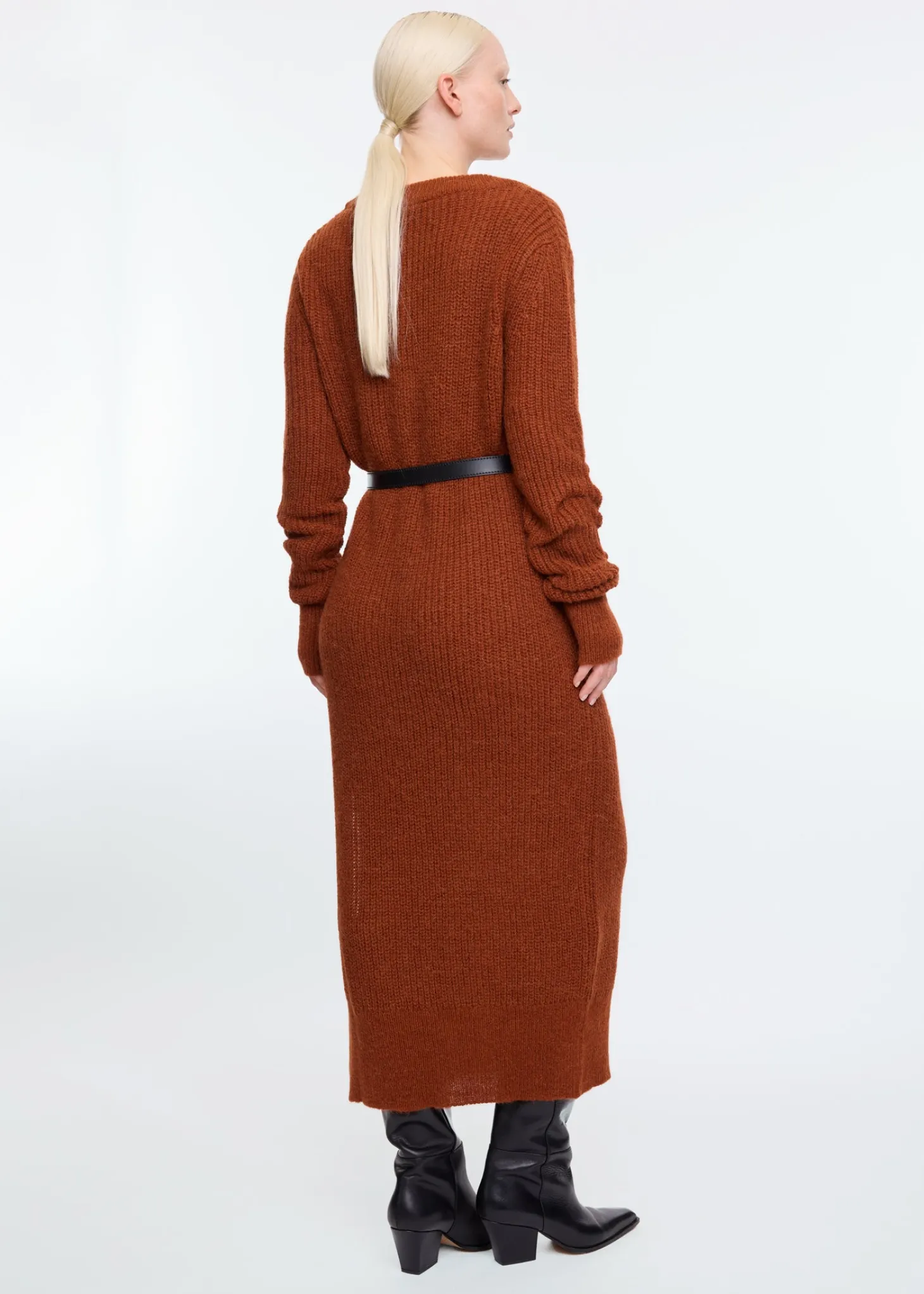 V-neck wool maxi dress